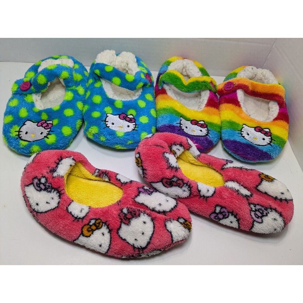 4/$12 Three Pairs Hello Kitty Slippers Kids Small/Medium